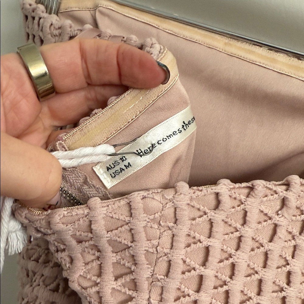 Crochet Blush Dress - Picture 4 of 4